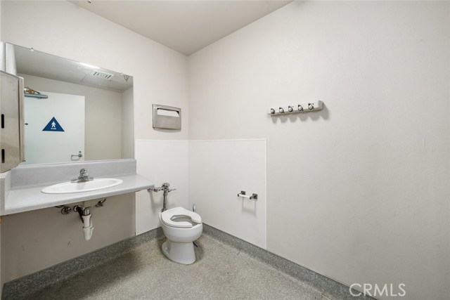 2300 El Camino Real, Atascadero, California 93422, ,Commercial Lease,For Rent,2300 El Camino Real,CRNS24041545
