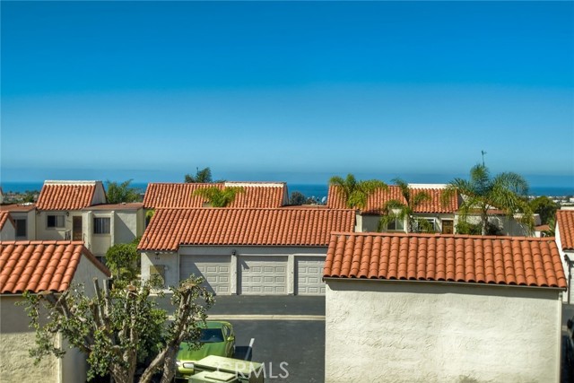 Detail Gallery Image 27 of 36 For 912 Caminito Madrigal #I,  Carlsbad,  CA 92011 - 2 Beds | 2 Baths