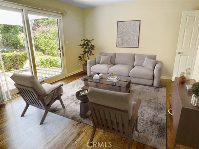 Detail Gallery Image 8 of 21 For 4721 Ventura Canyon Ave, Sherman Oaks,  CA 91423 - 3 Beds | 2 Baths