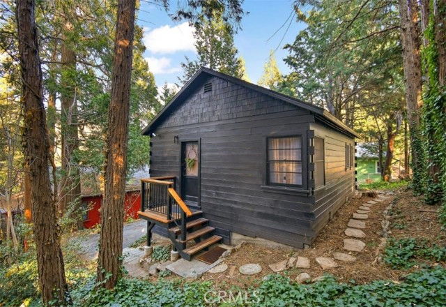 Detail Gallery Image 16 of 16 For 638 Rose Hill, Crestline,  CA 92325 - 1 Beds | 1 Baths