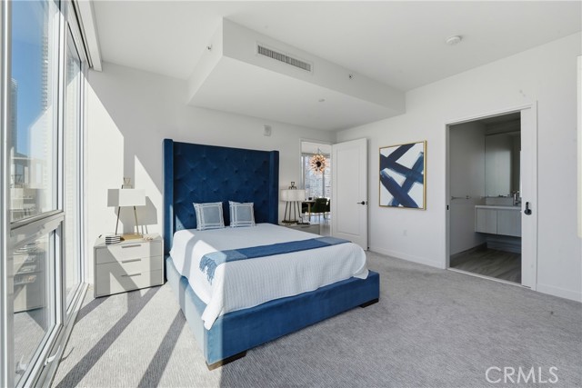 Detail Gallery Image 19 of 52 For 1050 S Grand #1801,  Los Angeles,  CA 90015 - 2 Beds | 2 Baths