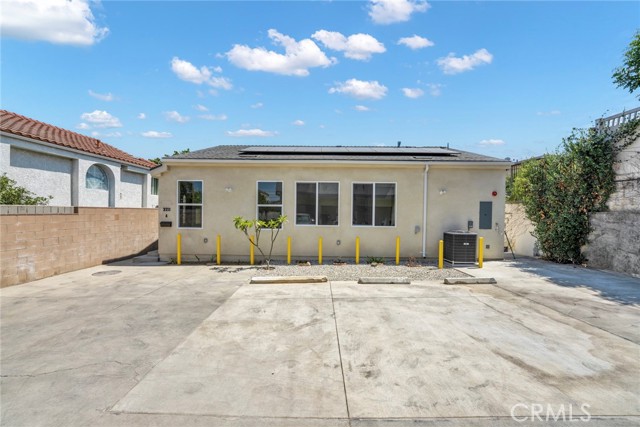 320 A S. Lincoln Avenue, Monterey Park CA: https://media.crmls.org/medias/1fe9e43d-8704-4198-9159-6d9af3eb7dd7.jpg