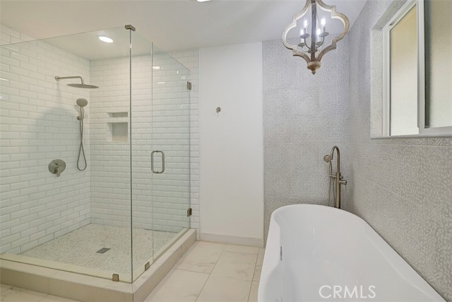 Detail Gallery Image 32 of 53 For 380 Mira Loma Pl, Costa Mesa,  CA 92627 - 4 Beds | 3 Baths