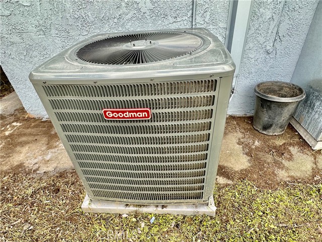 2 1/2 ton brand new Goodman unit