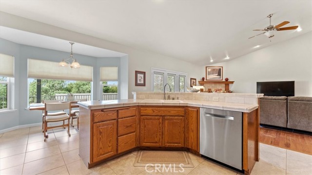 Detail Gallery Image 13 of 60 For 19 Wattles Way, Oroville,  CA 95966 - 2 Beds | 2 Baths