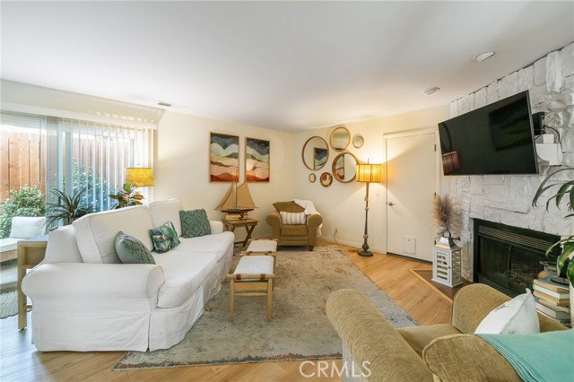 1809 Belmont Lane, Redondo Beach, California 90278, 3 Bedrooms Bedrooms, ,2 BathroomsBathrooms,Residential,For Sale,Belmont,SB25021299