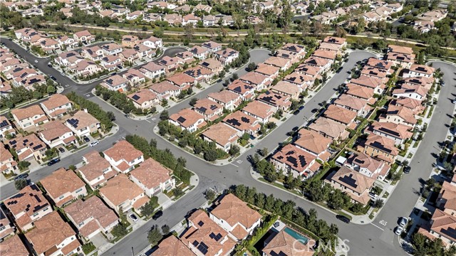 Detail Gallery Image 60 of 61 For 121 Paxton, Irvine,  CA 92620 - 4 Beds | 4/1 Baths