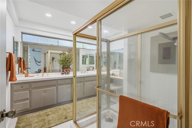 Detail Gallery Image 8 of 46 For 4200 N Virginia Vista, Long Beach,  CA 90807 - 3 Beds | 2/1 Baths