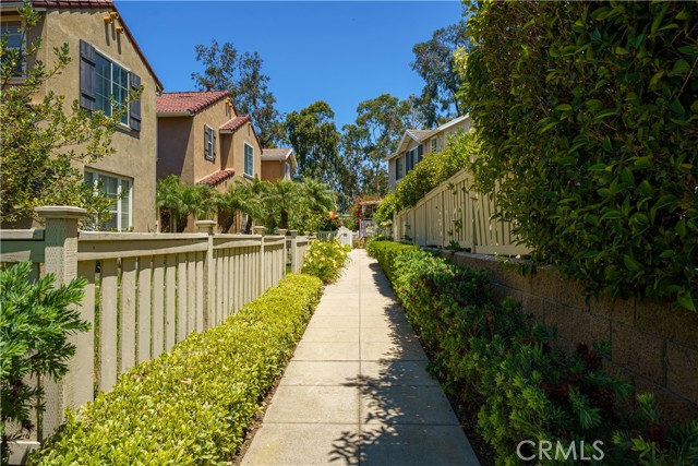 Detail Gallery Image 4 of 35 For 37 Paseo Vespertino, Rancho Santa Margarita,  CA 92688 - 4 Beds | 2/1 Baths