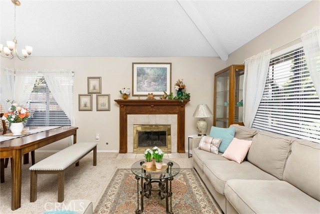 Detail Gallery Image 5 of 36 For 21095 Martynia Ct, Moreno Valley,  CA 92557 - 4 Beds | 3 Baths