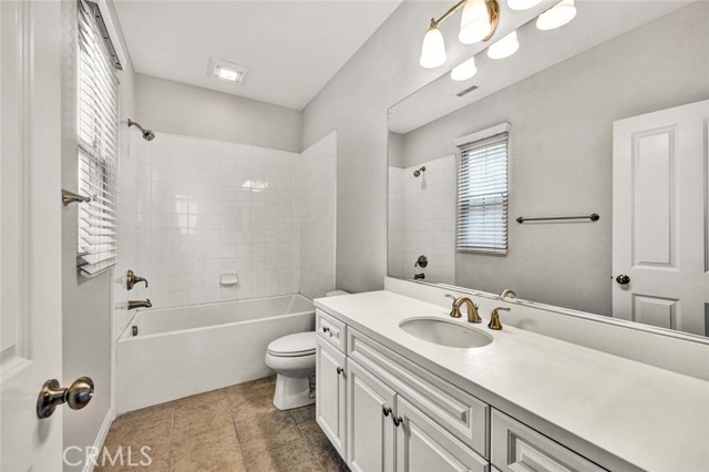 Detail Gallery Image 19 of 30 For 54 Talisman, Irvine,  CA 92620 - 3 Beds | 3/1 Baths