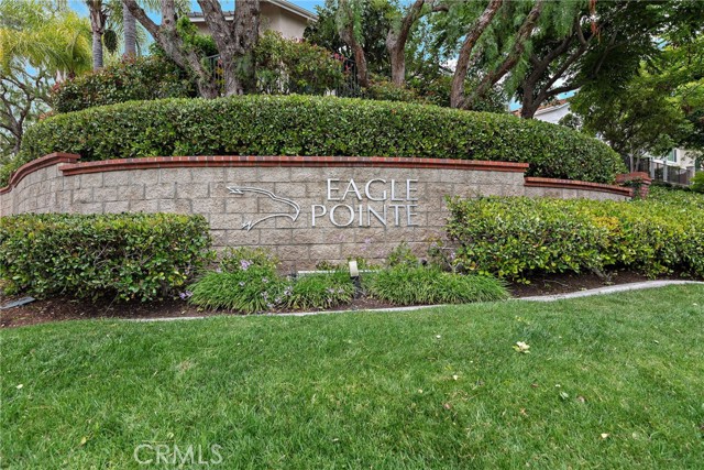 26 Hawksmoor, Aliso Viejo CA: https://media.crmls.org/medias/1feecfcf-d009-49bc-8902-3e4dc6fbae2c.jpg