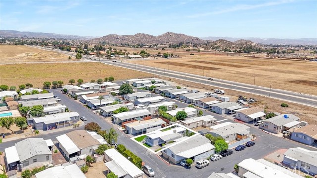 26871 Alessandro, Moreno Valley CA: https://media.crmls.org/medias/1feefca4-7b37-432c-808d-d7cc2f412aab.jpg