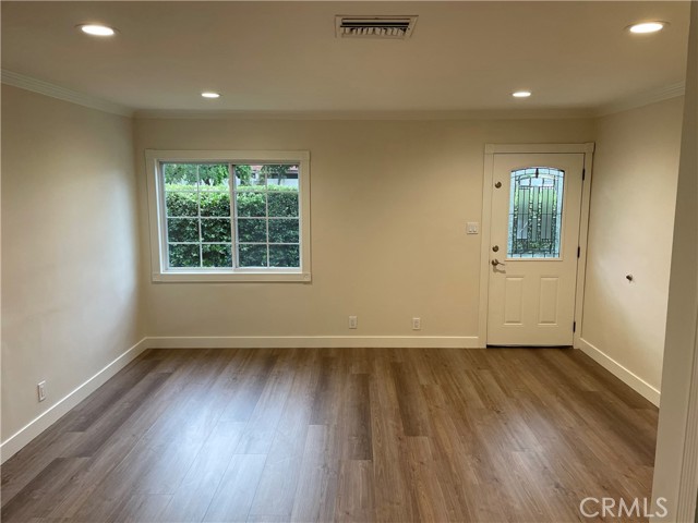 Detail Gallery Image 15 of 64 For 6020 Lindley Ave, Tarzana,  CA 91316 - 3 Beds | 2 Baths