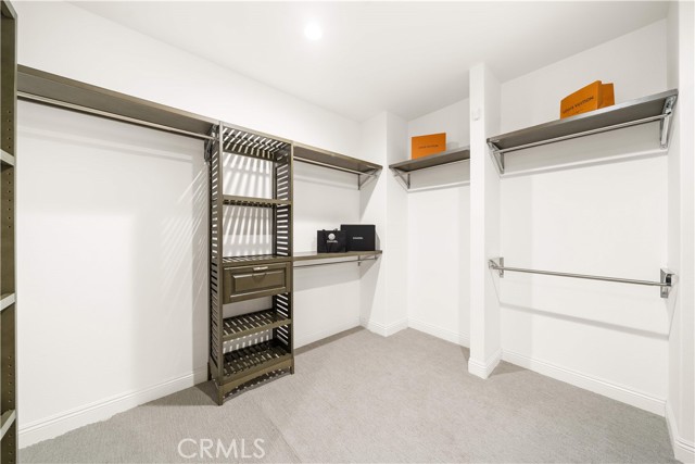 Detail Gallery Image 46 of 75 For 27 Gillman St, Irvine,  CA 92612 - 6 Beds | 6/1 Baths