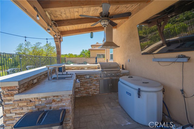 25351 Playa Serena Drive, Valencia CA: https://media.crmls.org/medias/1ff04417-9cbd-4d6f-b75a-187d471be994.jpg