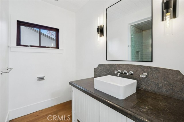 Detail Gallery Image 40 of 57 For 2119 Power St, Hermosa Beach,  CA 90254 - 5 Beds | 5 Baths