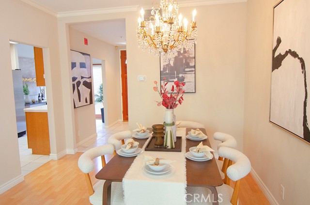 Detail Gallery Image 10 of 35 For 240 S Mentor #2,  Pasadena,  CA 91106 - 2 Beds | 2/1 Baths