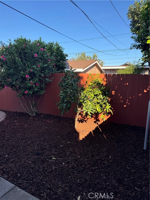 Detail Gallery Image 20 of 21 For 22445 Dolorosa, Woodland Hills,  CA 91367 - 3 Beds | 2 Baths