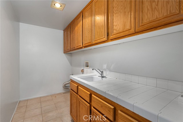 17289 Eastview Drive, Chino Hills CA: https://media.crmls.org/medias/1ff0ec54-ac0a-4bf9-838b-e39ddada781f.jpg