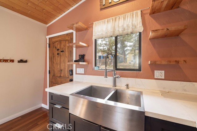 Detail Gallery Image 25 of 37 For 114 Winding, Big Bear City,  CA 92314 - 2 Beds | 1/1 Baths