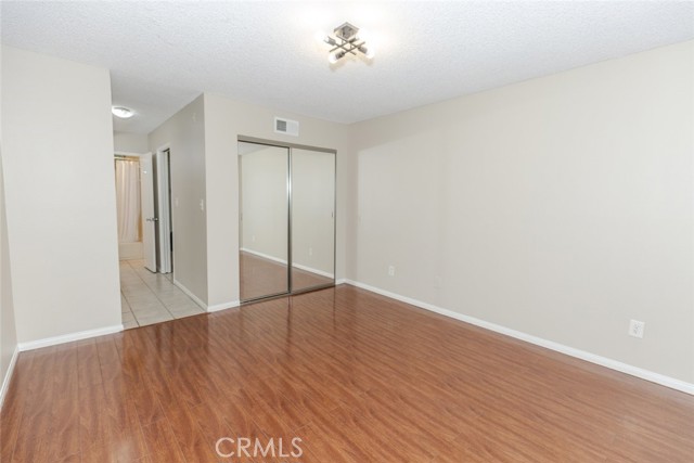 1517 E Garfield Avenue, Glendale CA: https://media.crmls.org/medias/1ff26665-0364-440d-8ccb-91429335d0fe.jpg