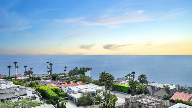 741 Marlin, Laguna Beach CA: https://media.crmls.org/medias/1ff27a45-f6f6-4688-b314-18fb96b5dde7.jpg
