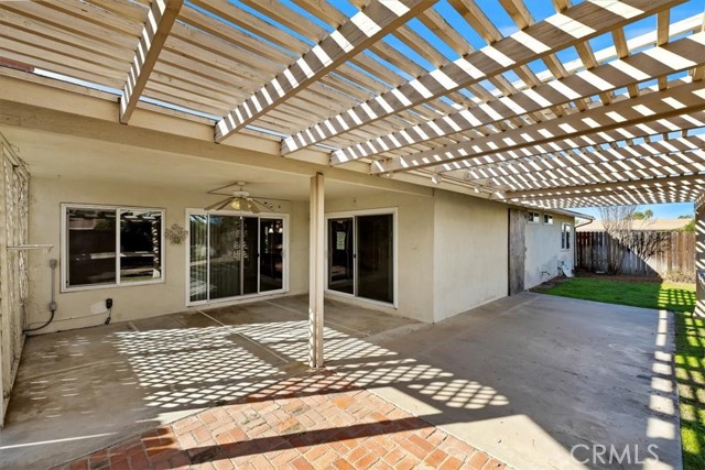 27580 Charlestown Drive, Menifee CA: https://media.crmls.org/medias/1ff40f14-5ee2-4acc-9980-b74514ee525d.jpg