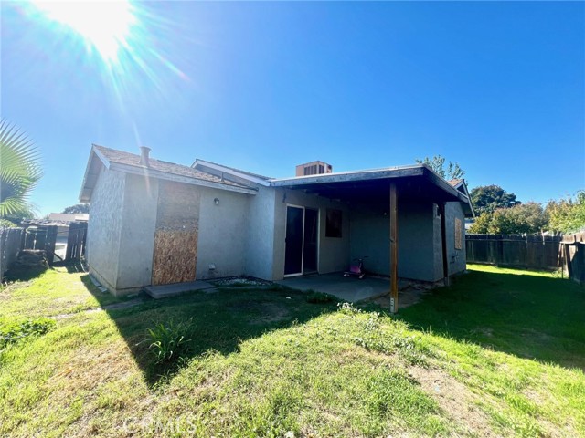 Detail Gallery Image 5 of 5 For 43 Skylark, Merced,  CA 95341 - 3 Beds | 1 Baths