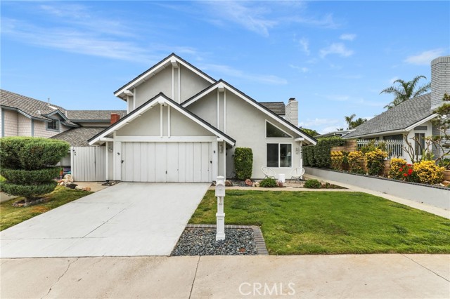 Detail Gallery Image 1 of 1 For 22455 Silver Spur, Lake Forest,  CA 92630 - 4 Beds | 2/1 Baths