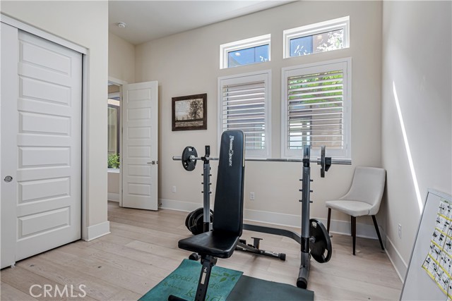 20532 W Birmingham Way, Porter Ranch CA: https://media.crmls.org/medias/1ff5e9cd-d321-4907-b21d-92d6e9ff0510.jpg