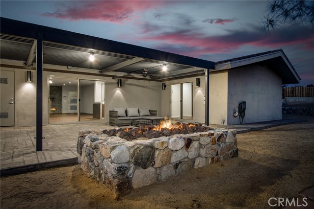 Detail Gallery Image 5 of 44 For 7320 Sherwood Rd, Joshua Tree,  CA 92252 - 3 Beds | 2 Baths