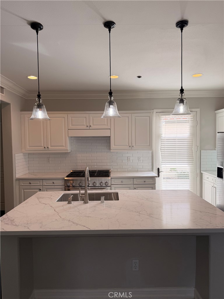 MLS #OC25252781 image #10