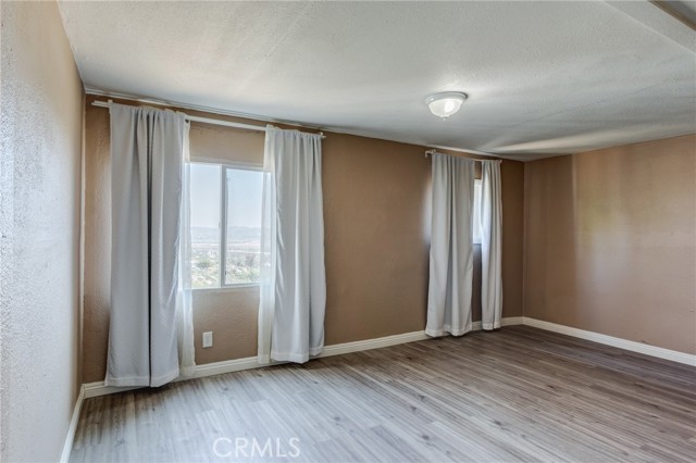 35050 Margo Road, Lake Elsinore CA: https://media.crmls.org/medias/1ff62295-69fe-445e-b245-a770c6286c3d.jpg
