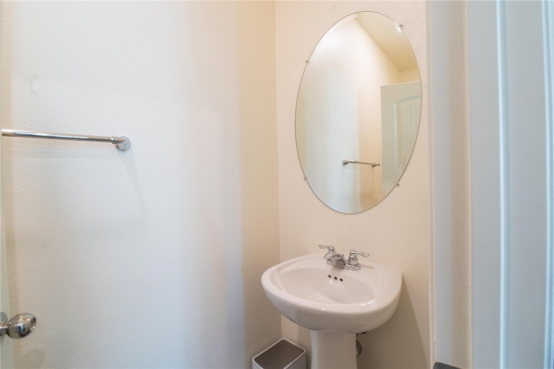 Detail Gallery Image 14 of 31 For 16680 Wyndham Ln #12,  Fontana,  CA 92336-6150 - 1 Beds | 1/1 Baths