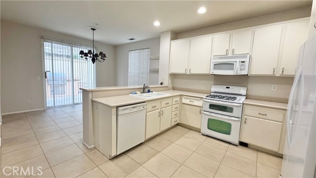 Detail Gallery Image 9 of 21 For 2 Eastwind, Buena Park,  CA 90621 - 4 Beds | 3 Baths