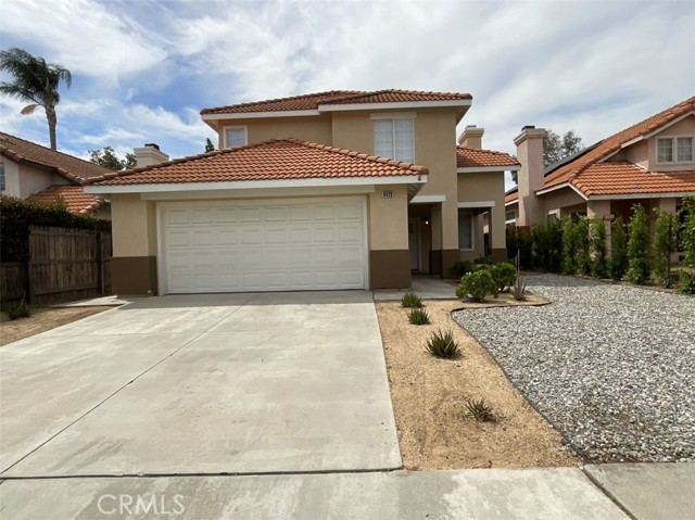 Detail Gallery Image 2 of 40 For 8028 Sorrento St, Fontana,  CA 92336 - 4 Beds | 2/1 Baths