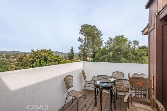 Detail Gallery Image 12 of 14 For 1245 Phillips St, Vista,  CA 92083 - 5 Beds | 4 Baths