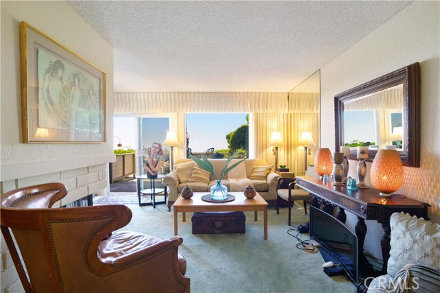 30 Cresta Verde Drive, Rolling Hills Estates, California 90274, 3 Bedrooms Bedrooms, ,3 BathroomsBathrooms,Residential,Sold,Cresta Verde,SB21173392
