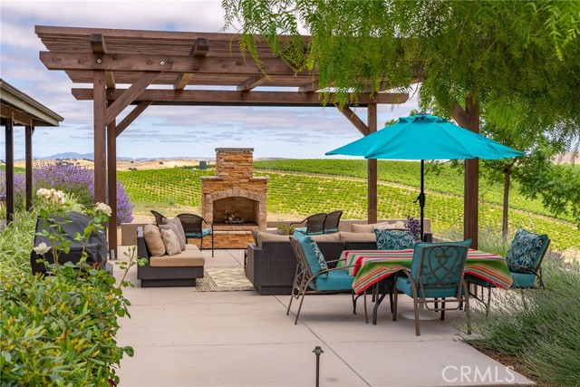 Detail Gallery Image 45 of 58 For 950 Indian Dune Rd, Paso Robles,  CA 93451 - 5 Beds | 4 Baths