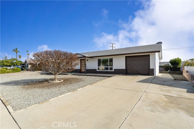 29661 Thornhill Drive, Menifee CA: https://media.crmls.org/medias/1ffa4e66-391a-40cf-889b-84f93b642e71.jpg