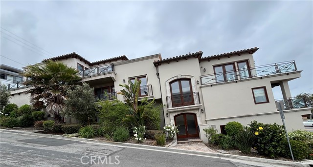 304 27th Street, Manhattan Beach CA: https://media.crmls.org/medias/1ffafad8-0a5e-4548-85d9-d29ea39c6991.jpg