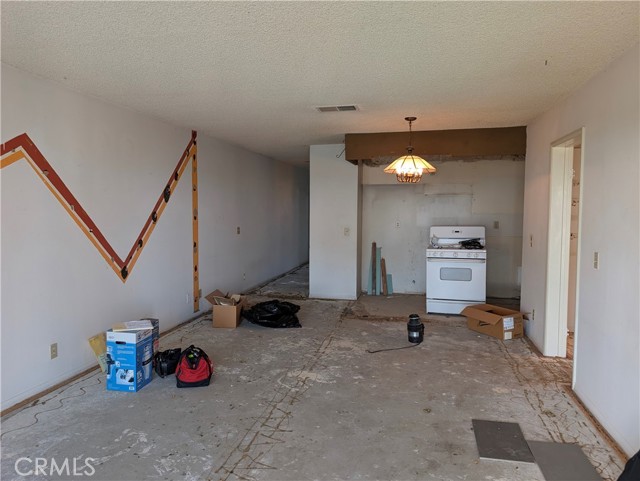 Front Image Thumbnail for CRCV25228276