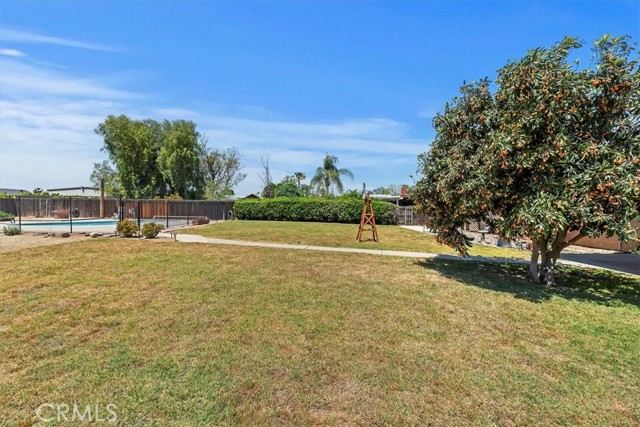 5485 SULPHUR Drive, Jurupa Valley CA: https://media.crmls.org/medias/1ffc0646-e154-471e-9cc1-23c413f0d986.jpg