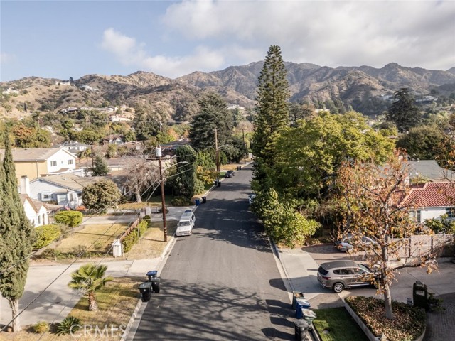 Detail Gallery Image 20 of 25 For 1057 E Elmwood Ave, Burbank,  CA 91501 - 2 Beds | 1 Baths