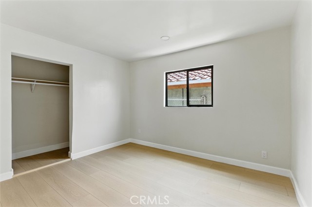 1170 Wilton, Hollywood CA: https://media.crmls.org/medias/1ffcf25e-6145-4f30-8b2b-1f8bd435051c.jpg