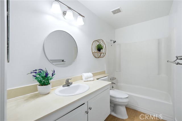 Detail Gallery Image 6 of 15 For 925 Cabrillo Dr #C,  Duarte,  CA 91010 - 2 Beds | 1/1 Baths