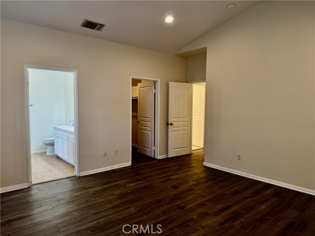 Detail Gallery Image 16 of 26 For 18930 Sherman Way #17,  Reseda,  CA 91335 - 4 Beds | 3 Baths