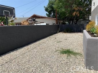 Detail Gallery Image 17 of 21 For 1143 Irolo, Los Angeles,  CA 90006 - 3 Beds | 2 Baths