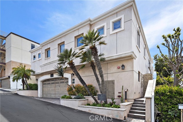 683 Sleepy Hollow Lane # 1, Laguna Beach, California 92651, 2 Bedrooms Bedrooms, ,1 BathroomBathrooms,Residential Lease,For Rent,683 Sleepy Hollow Lane # 1,CROC23220254